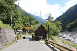 広河原に戻ってくる 