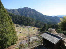 千枚田が見えてくる