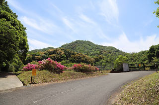 西谷駐車場から馬ヶ岳