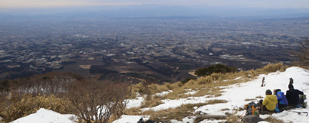 鍋割山頂からの風景