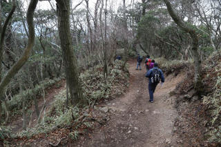 有馬温泉側は山道