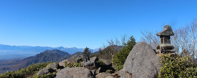 展望抜群黒姫山頂