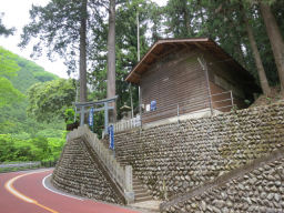 九頭竜神社を通過 